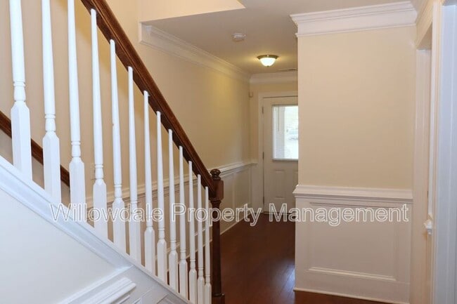 Building Photo - 315 Rosapenna Ln