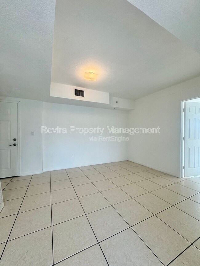 Foto del edificio - 498 SW 6th St