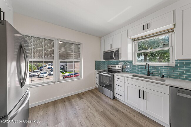 Foto del edificio - 1008 E Strawbridge Ave