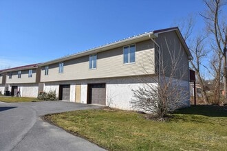 Building Photo - 310 S Lincoln Ave