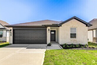 Building Photo - 8038 Tropea Dr