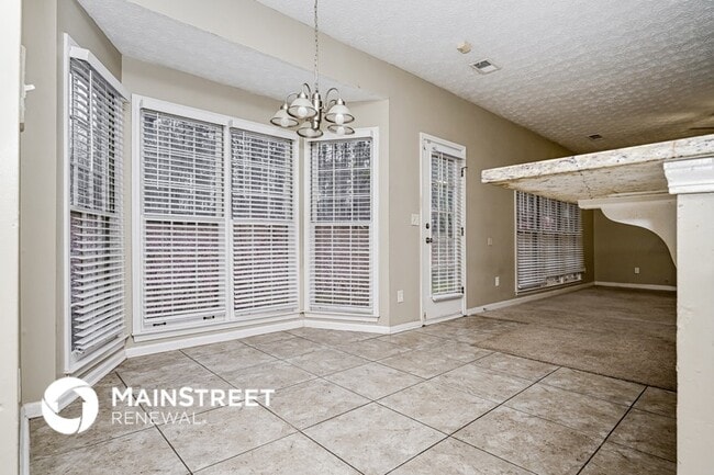 Building Photo - 8418 Waverly Dr