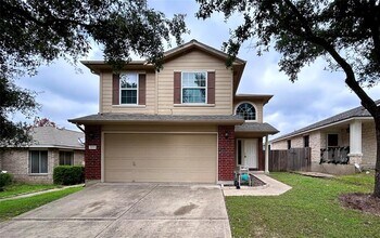 Building Photo - 1104 Doras Dr