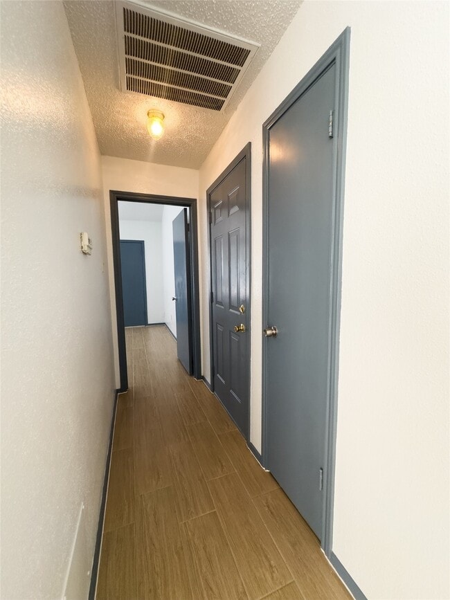 Building Photo - 11514 Teaside Dr