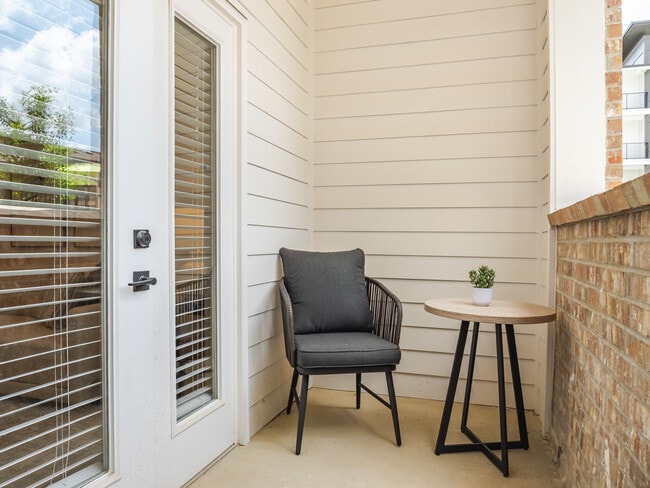 The Monet: 1BR, 1BA- Balcony or Patio - The Heights at Picardy