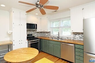 Building Photo - 231 Stribling Ave