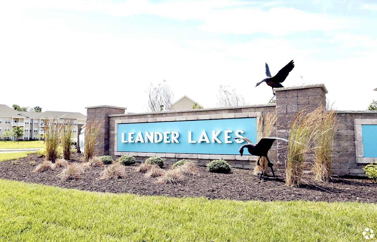 Leander Lakes Luxury Apartment Homes Apartments Dover, DE