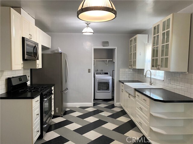 Foto del edificio - 15439 Harvard Blvd