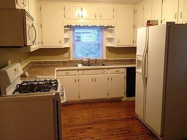 Building Photo - 2269 Belmont Cir SE