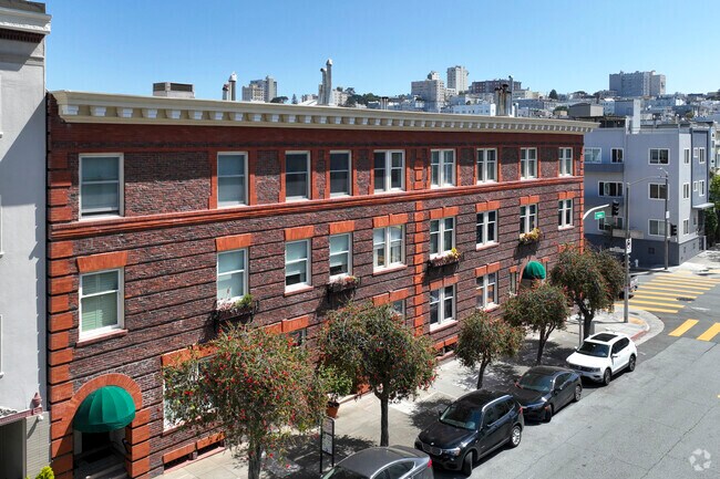 Alternate exterior - 1700-1710 Vallejo St