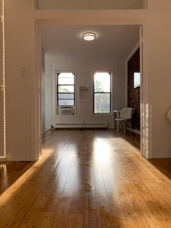 Building Photo - 7611 3rd Ave