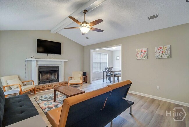 Foto del edificio - 1308 Tower Dr