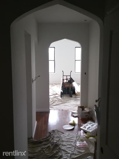 Building Photo - 301 Sterling St