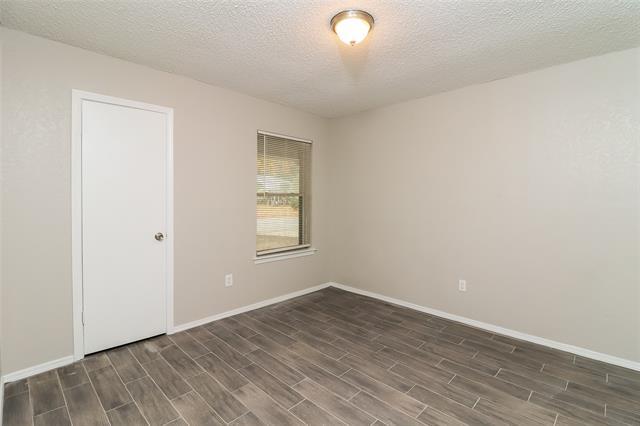 Foto del edificio - 5512 Pleasant Meadow Dr