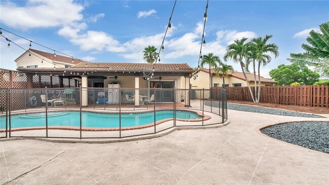 Building Photo - 4 br, 2 bath House - 13218 SW 9th Ln