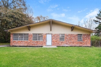 Building Photo - 3616 Alene Cir