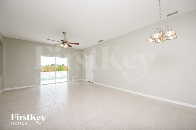 Foto del edificio - 182 White Marsh Cir