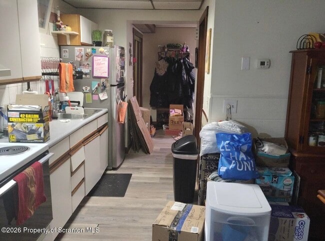 Building Photo - 1301 Main St