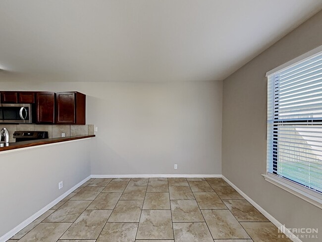 Building Photo - 1027 Trail Driver Cove