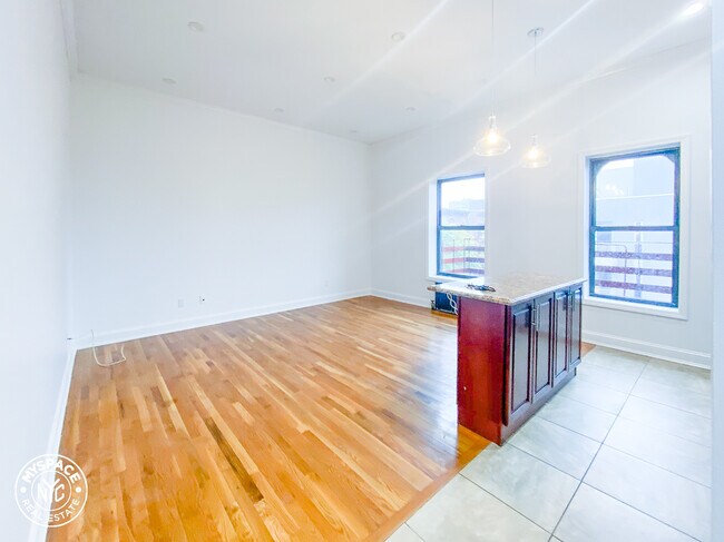 Foto del edificio - 118 Quincy St