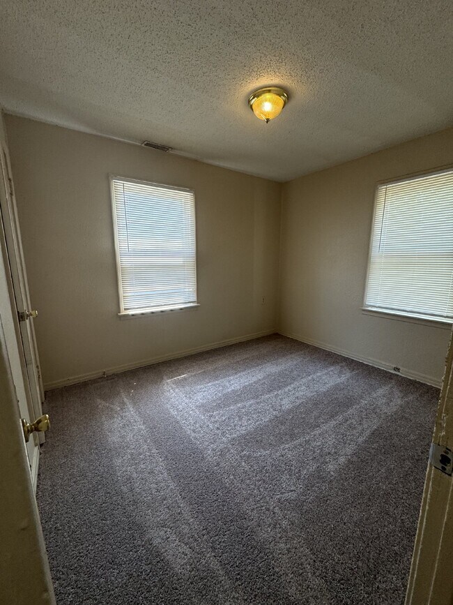 Foto del edificio - 2043 N Minnesota St