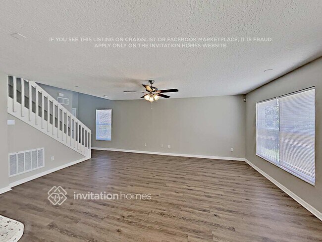 Foto del edificio - 15256 Black Lion Way