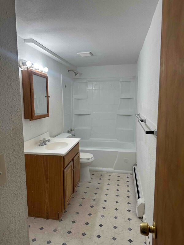 Foto del edificio - 4027 E 8th Ave