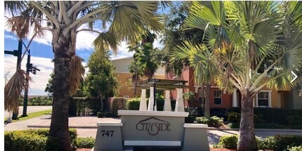 Building Photo - 770 Millbrae Ct