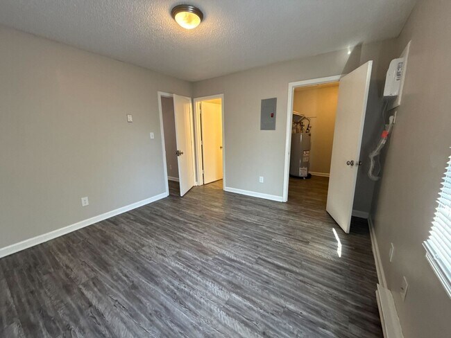 Foto del edificio - 308 Jefferson St