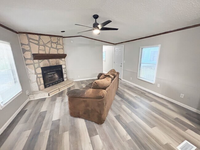 Foto del edificio - 7013 Timber Ridge N