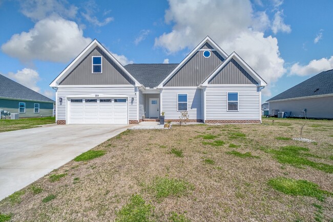 Building Photo - 304 Sailors Wy