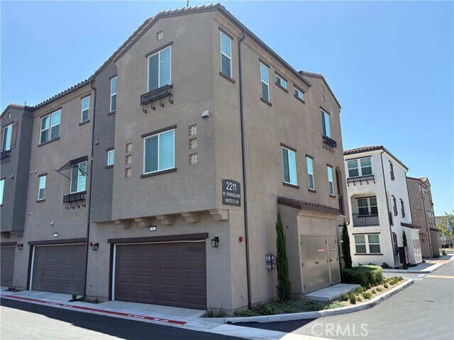 Foto del edificio - 2211 W Orange Ave