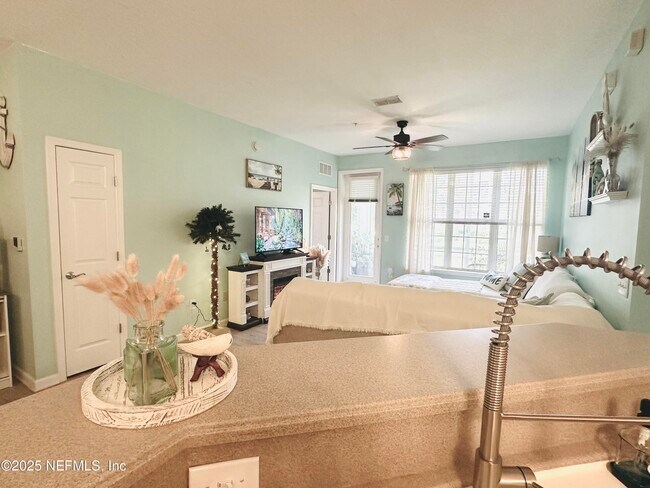 Foto del edificio - 11251 Campfield Dr