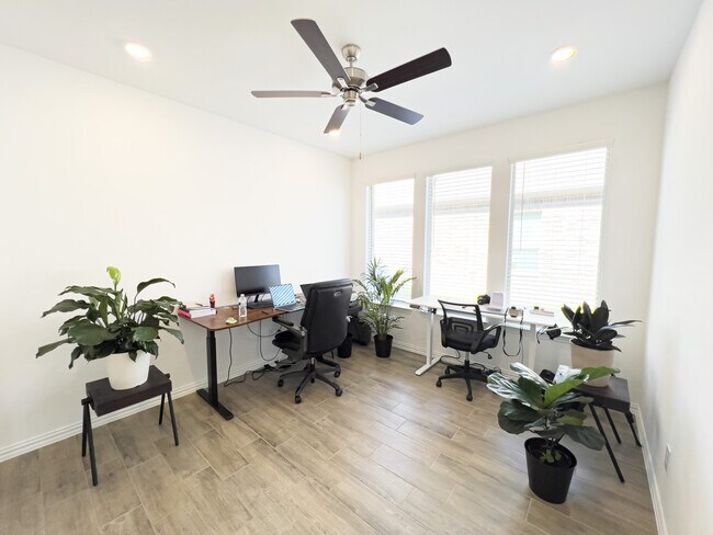 Foto del edificio - 2533 Olvera Ct