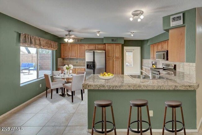 Building Photo - 4114 E Desert Marigold Dr