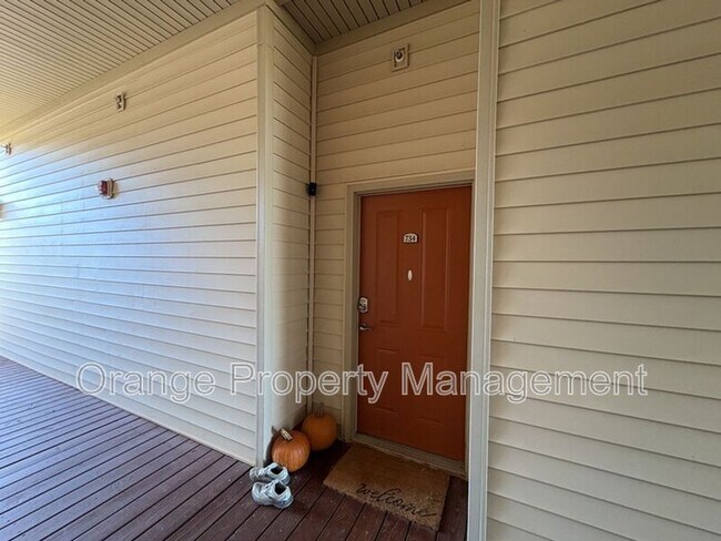 Building Photo - 203 Kelly Rd