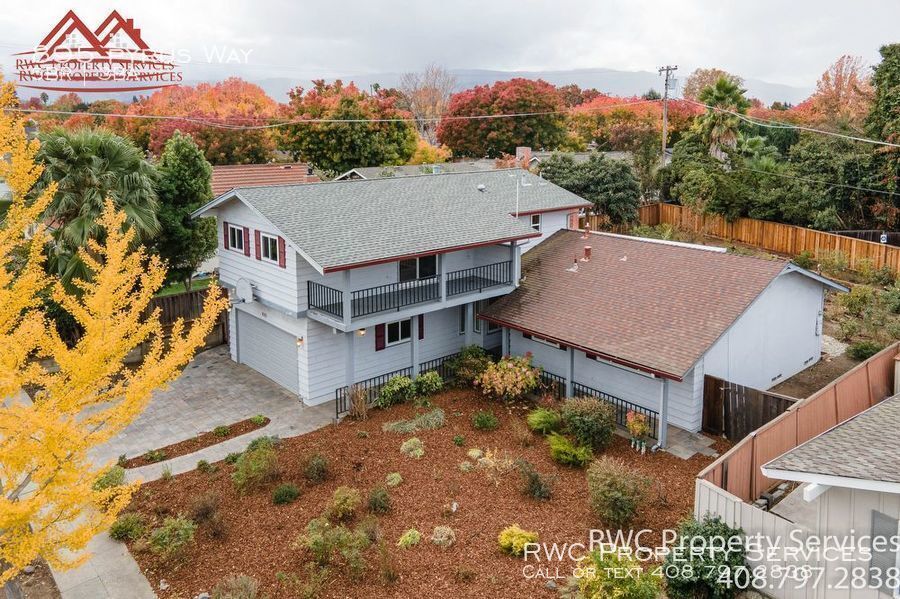 Primary Photo - 895 Pyrus Way