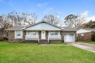 Building Photo - 111 Cornell Dr