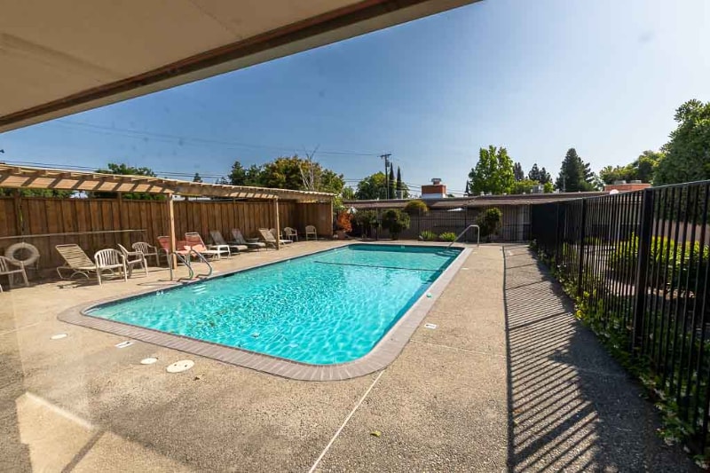 Foto principal - 1671 Alvarado Ave