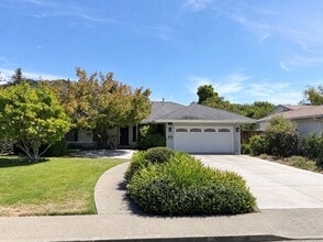 Building Photo - 138 San Carlos Way