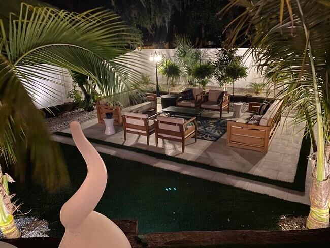 Building Photo - 4452 Seven Canyons Dr