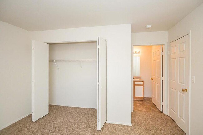 Foto del edificio - Westfield Apartment Homes