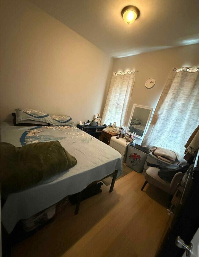 Foto del edificio - 1605 W Diamond St