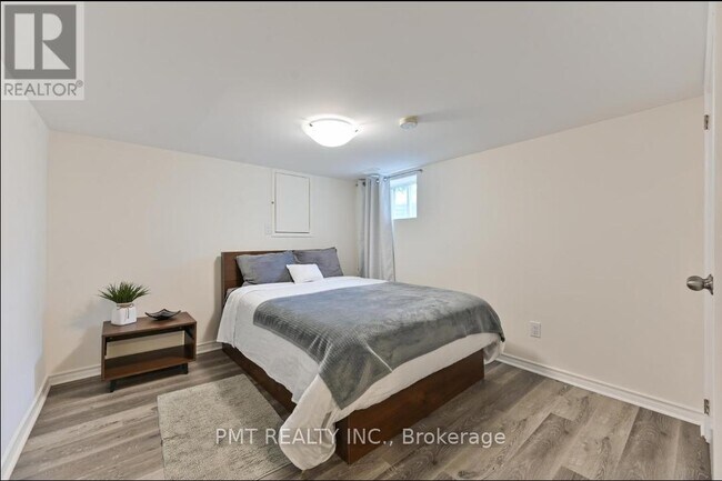 Building Photo - 406 Nairn Ave