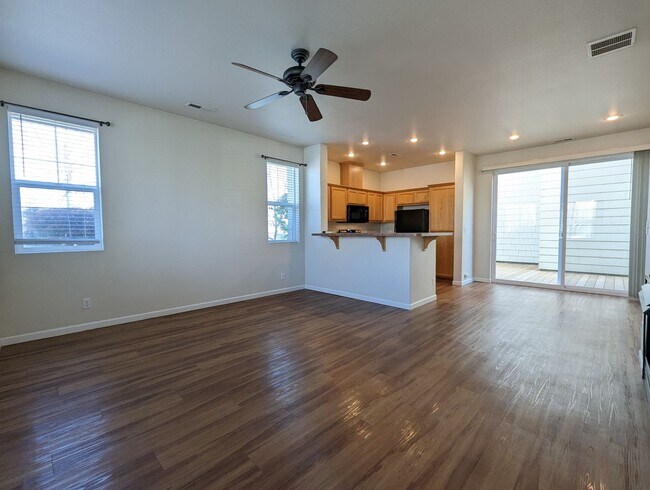 Building Photo - Spacious 3-Bedroom, 2.5-Bath Home In Great...