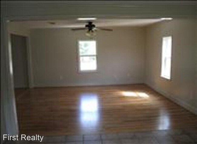 Foto del edificio - 2 br, 1 bath House - 5211 Heath Road