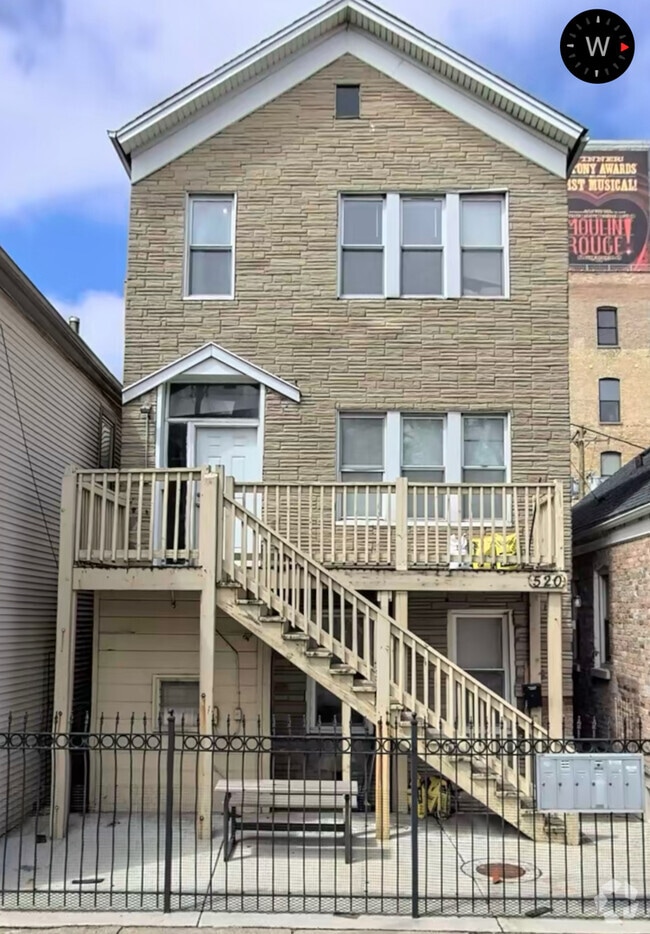 Building Photo - 520 N May St