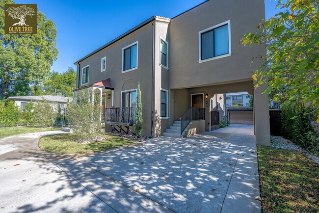 Foto del edificio - 494 S Marengo Ave