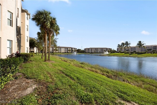 Building Photo - 8550 Kingbird Loop