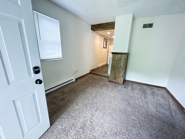 Foto del edificio - 565 Brockway Ave